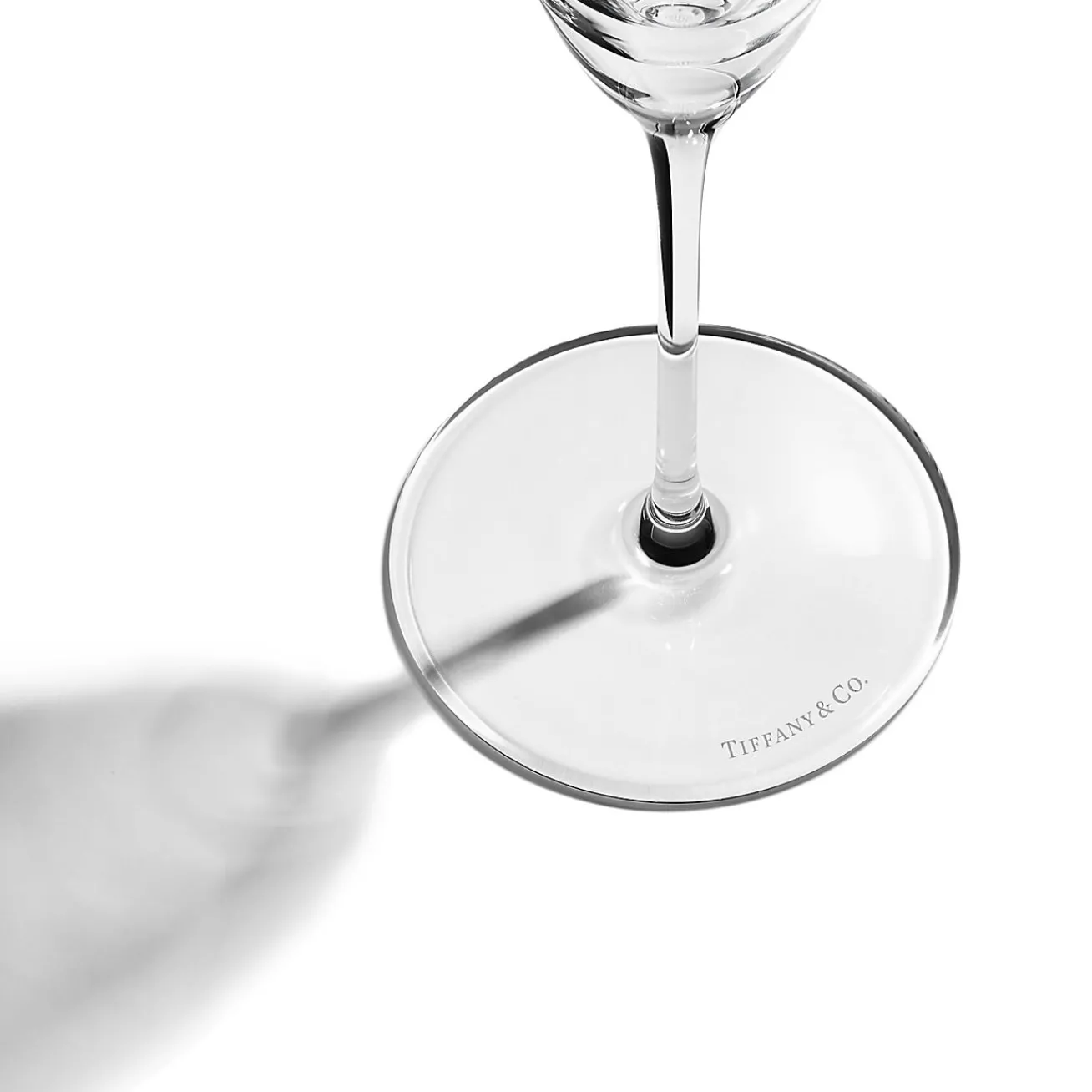 Tiffany & Co. Tiffany Wisteria Champagne Glasses in Etched Glass, Set of Two | ^ Tableware|Glassware & Barware