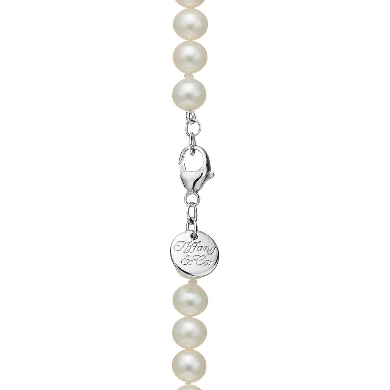 Tiffany & Co. Ziegfeld Collection Pearl Necklace with a Silver Clasp, 6-7 mm | ^ Necklaces & Pendants|Sterling Silver Jewelry